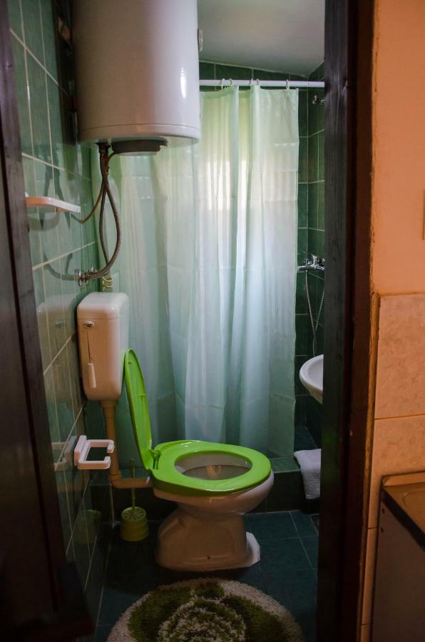 Studio-Apartman Milena ポドゴリツァ エクステリア 写真