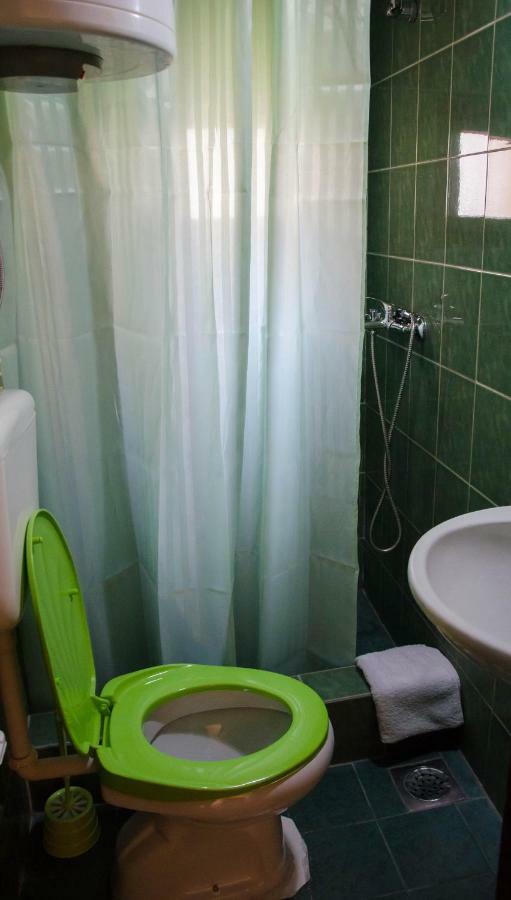 Studio-Apartman Milena ポドゴリツァ エクステリア 写真